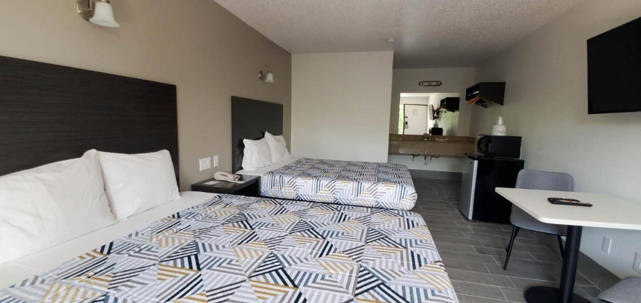 Hotel Crestview 2*